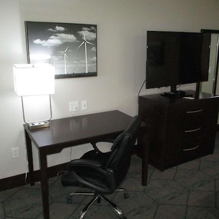 Best Western Plus Mcpherson Ngoại thất bức ảnh