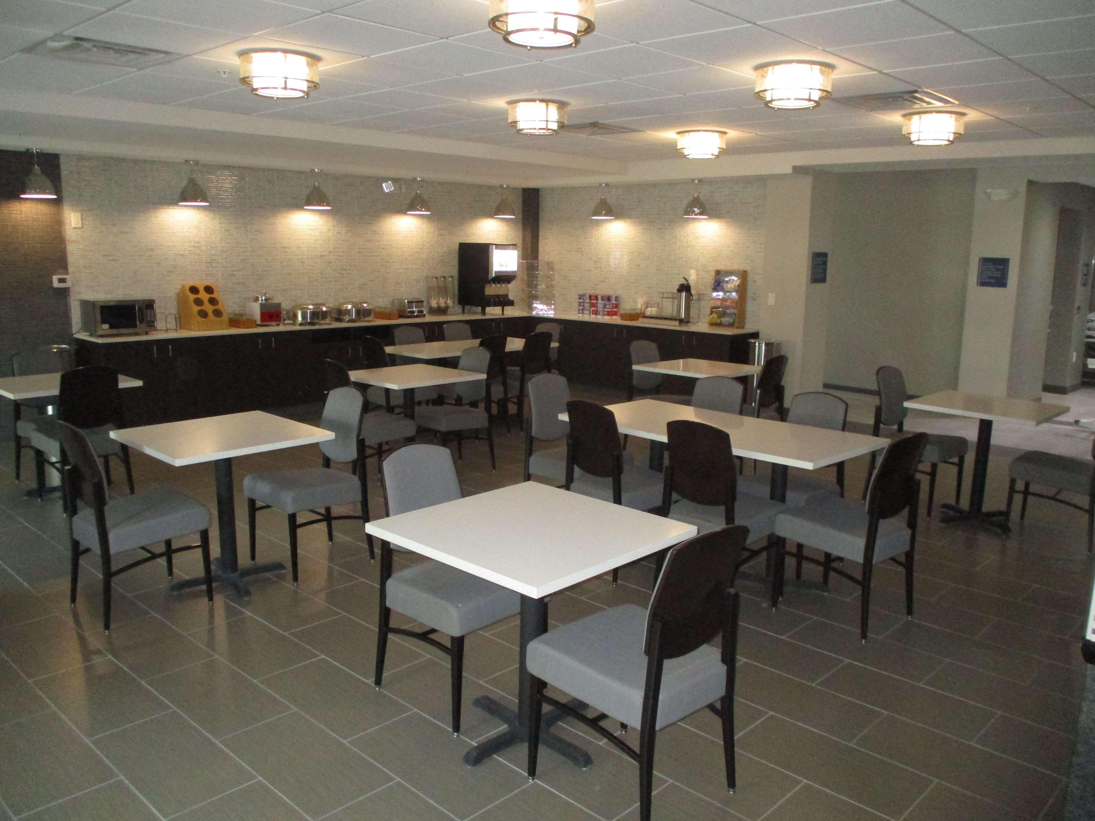 Best Western Plus Mcpherson Ngoại thất bức ảnh